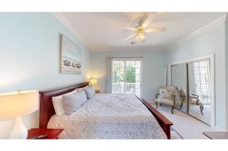 Golfer Hideaway in Prestigious Litchfield - 7