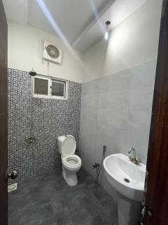 2 Bed Apartment Self Check In - Multán - 3