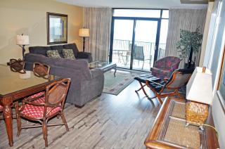 Oceanfront 305, Enjoy, Shop, Walk to Beach Bars, Main Street - Myrtle Beach - 4