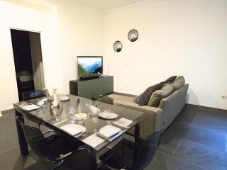 Hbhall Solari 28 Apartment - Milan - 1