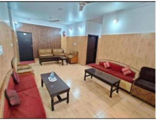 Hotel Daya's Paradise, 700m from Bus stand, Katra - Katra - 6