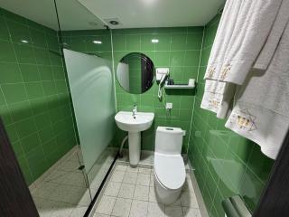 MB Hotel - - 2