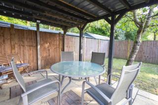 Charming Cottage I Harry Potter Studios Nearby - Garston - 6