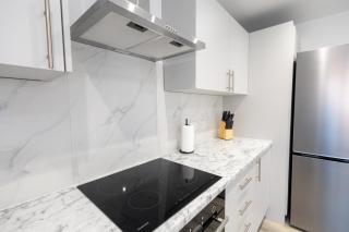 Stylist 2BD Flat Watford Central - Watford - 4