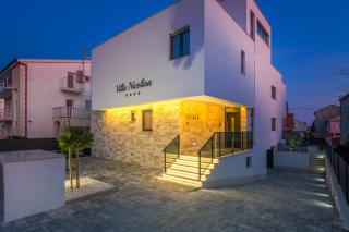 VILLA NICOLINA - Kaštela - 9