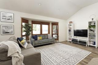 Modern Elegance Townhome with Ultimate Ski Access by The Woodrun V Townhouses - 7