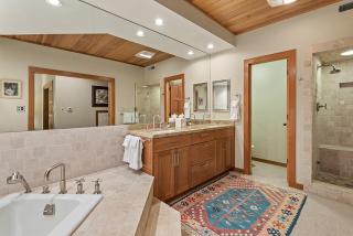 Contemporary Townhome with Ski-In Ski-Out Access by The Woodrun V Townhouses - 3