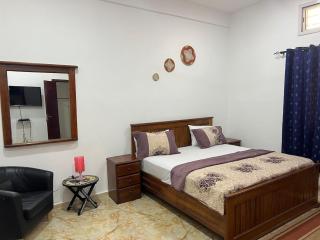 SunuSal One Bedroom Studio Apartment SS3-CHERNO - Sere Kunda - 2