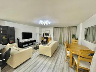 Entire 1 Bedroom Flat at Kensington Gardens Close to Hyde Park, Paddington St - Londra - 0