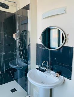 Hôtel Villa la Renaissance - Bayonne - 3