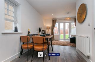 Charming 2 BDR House By AR Properties Short Lets & Serviced Accommodation Colchester - 8