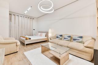 Spacious Studio APT Pool, Gym and Kid's Playground - 2