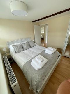 Fantastic Two Bedroom Courtyard Apartment - Henley on Thames - 5