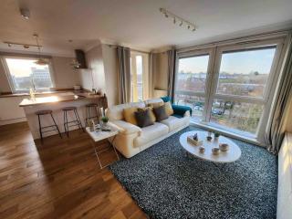 Central 2-bedroom flat - Executive living - Basingstoke - 0