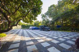 ELIVAAS Hidden Oasis 4BHK with Pool, Mud House & Container House - Dhauj - 4