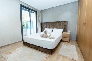 Appartement luxueux avec jardin - 0