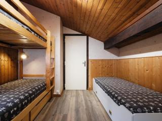 Proche pistes, 6-7 pers, cheminée, garage, La Clusaz - FR-1-304-103 - 1