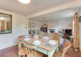 BackToFront Cottage - Briston - 4