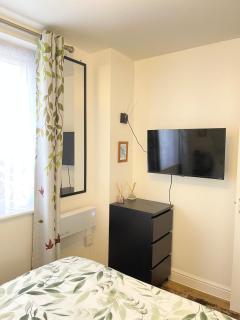 Norwich Delight Apartment - Goodmayes - 6