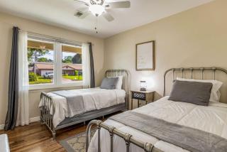 The Gathering Place - Pensacola - 7
