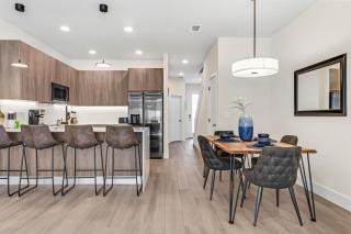 TR17126 - 3 Bed-3 bath w/pool near Disney sleeps 6 - 8
