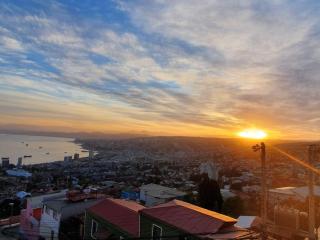 Amplio Departamento para 6 personas, 3 dormitorios, 2 baños , con wifi, Netflix, arriendo por día - 7