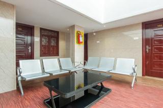 Super Hotel O Am Grandd - Tiruchirappalli - 7