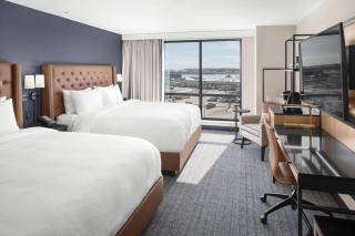 Courtyard by Marriott Portland Downtown/Waterfront - Portland - 2