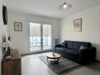 Brand new flat with terrace and parc view - 0