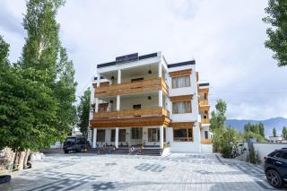 Hotel Lungpa Valley - Leh - 5