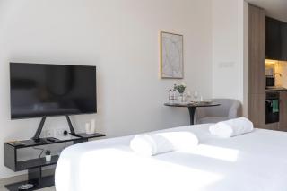 New Listing - TOP Amenities in JVC - 6