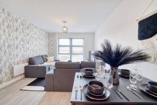 Modern 2-Bed Flat with WiFi Near Central Birmingham - 8