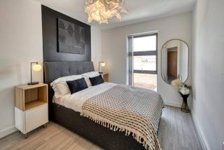 Modern 2-Bed Flat with Parking Near Central Birmingham - Birmingham - 0