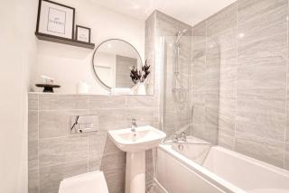 Modern 2-Bed Flat with WiFi Near Central Birmingham - 2