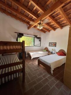 Cabaña para Grupos en Córdoba Piscina y Asador - 3