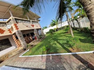 Exquisite 3-Bedroom Villa with pool in Kribi - - 0