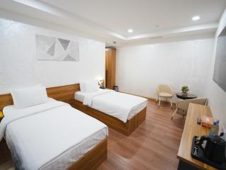 Avant Express Hotel Pool&Spa - Tachkent - 4