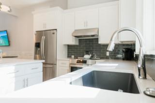 Walk to Beach 2 Shared Pools Enclosed Porch Bikes 30A Hideaway by AvantStay - Santa Rosa Beach - 1