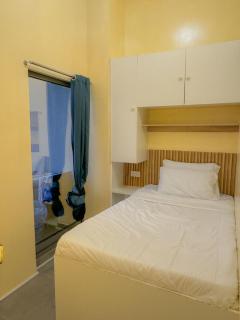 Hostel with Private Room near Downtown Business Bay - 7