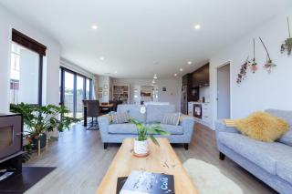 Mt Hutt Views on Memorial Cres - Methven - 8