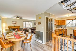 2 Mtn-View Decks and Natural Spring Durango Retreat - 5