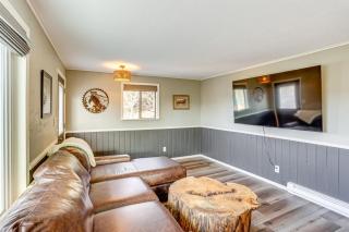 2 Mtn-View Decks + Natural Spring: Durango Retreat - 7