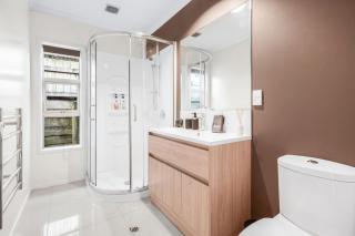 Stylish with an Outdoor TV - By KOSH BNB - 2