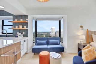 Oceanfront Modern Oasis - Destin - 7