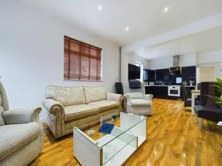The Corner House - Chesterfield - 9