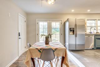 4 Mi to Dtwn Home with Fire Pit in Greenville - Greenville - 4