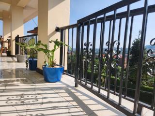 1 & 2 BEDROOM EQUATOR APARTMENT SUITEs - Kampala - 4