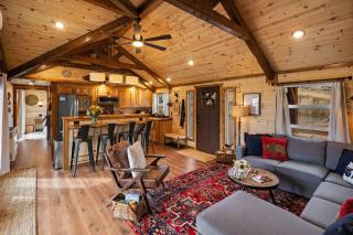 Little Lodge at Emigrant Peak - Emigrant - 3
