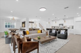 9 Bedrooms- 6,5 Bathrooms- Solara 2369 Sw - Davenport - 0