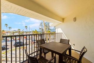 Bridgeport Condo 209 - 2